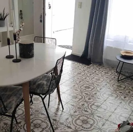 Cosy House 4p, Liege-mediacite, Free Parking